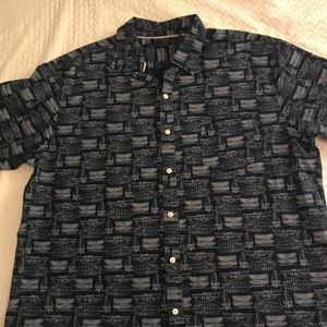 Men’s dress shirt